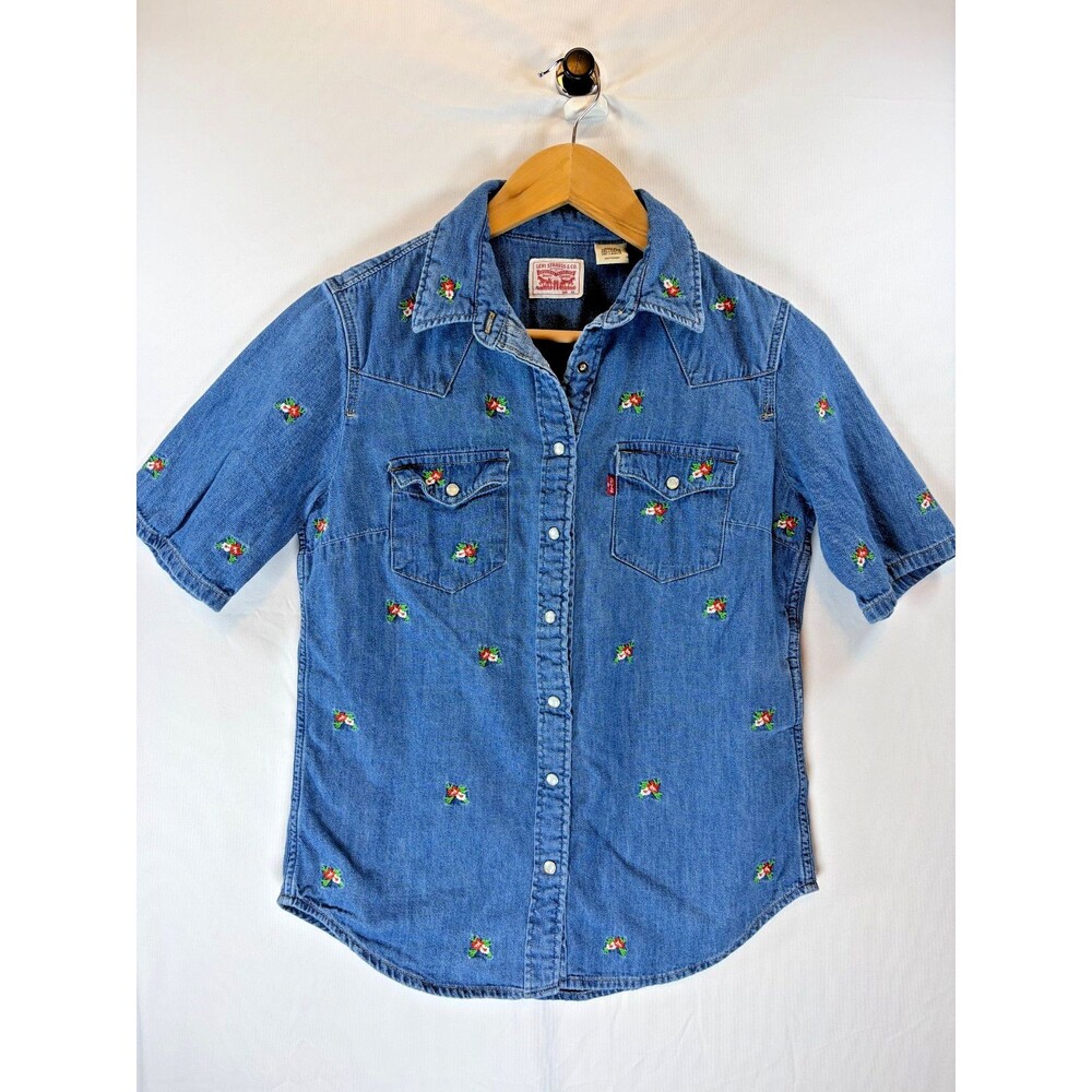Levi's Women's XS Floral Embroidered Denim Western Shirt Short Sleeve Blue Jean